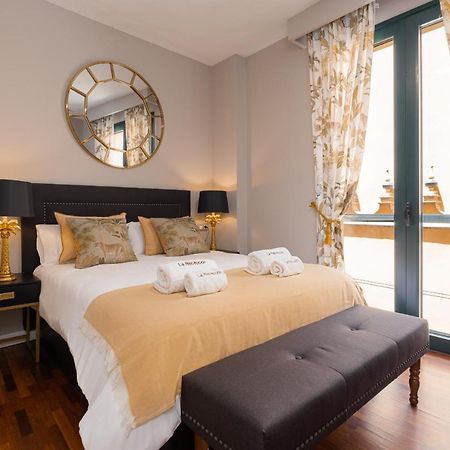 C31 Deluxe Apartment Into Cathedral Square Malaga Exterior photo